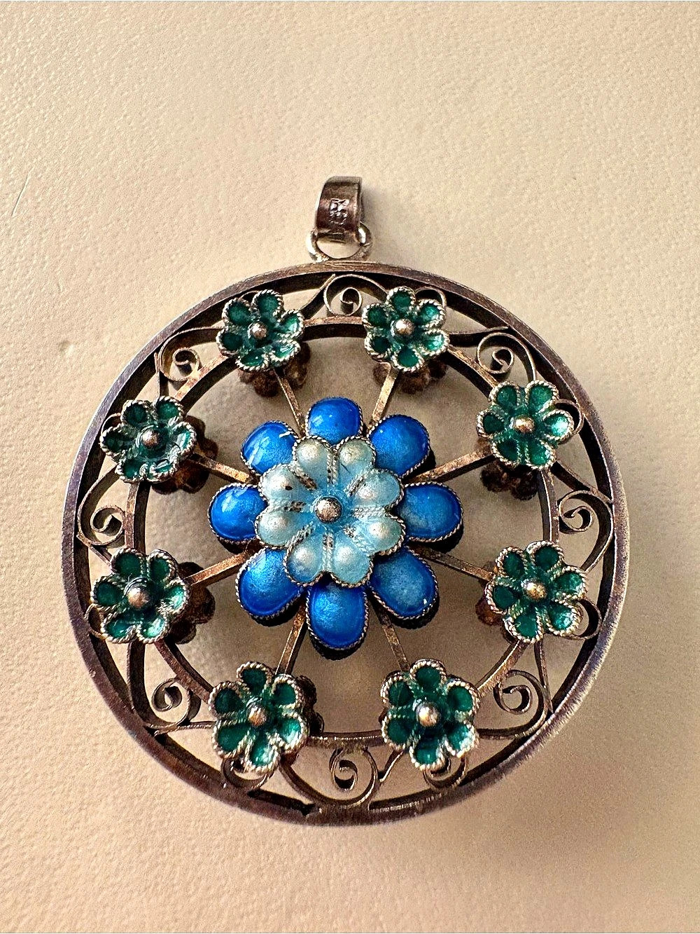 Vintage Chinese Export Filigree and Enamel Pendant